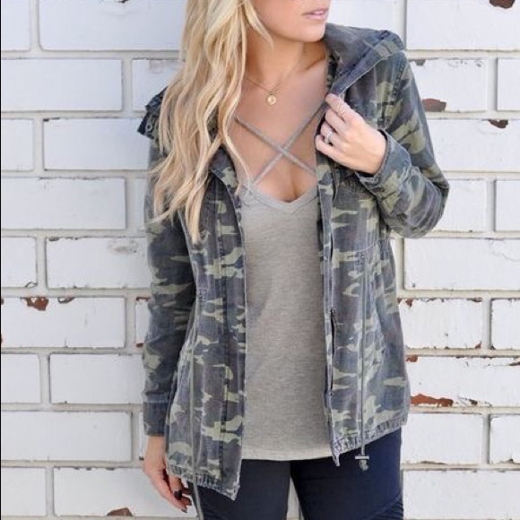 LAST 1✨ camouflage print utility jacket green tan - Picture 3 of 4